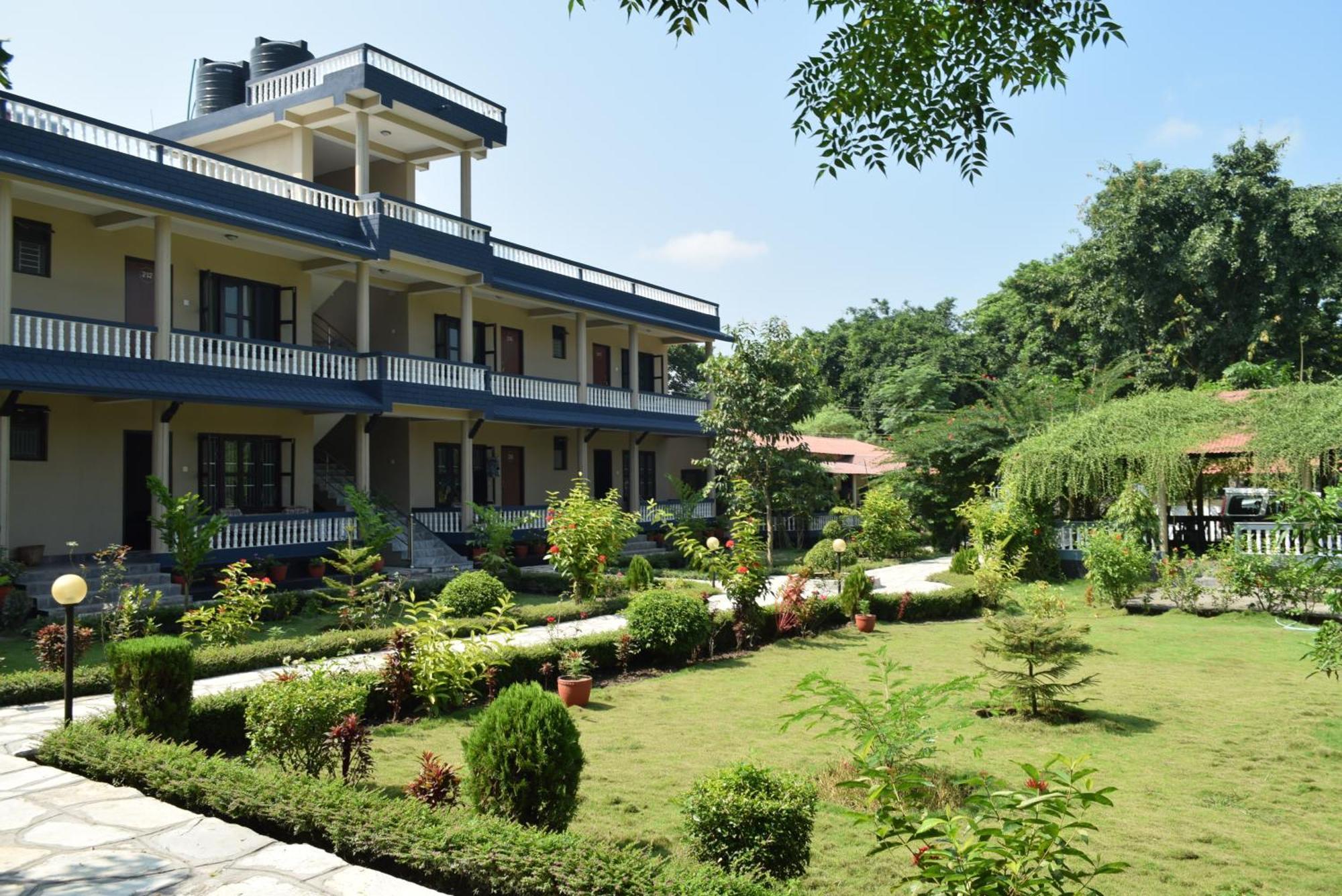 Chitwan Village Resort Sauraha Room photo